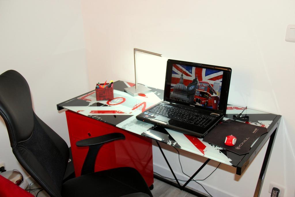 Fun And Quiet Apartment Paris Ngoại thất bức ảnh